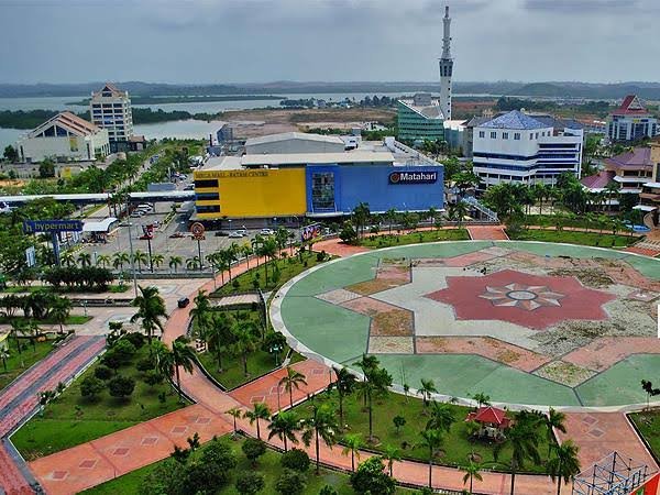 Alun-Alun Engku Putri Batam Centre Harus Steril dari aktivitas Kampanye Calon Kepala Daerah.