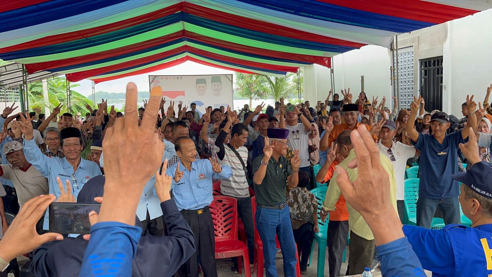 Rukun Nelayan Se Karimun 23 10 24 Rukun Nelayan ke-Kabupaten Karimun Sepakat untuk Memenangkan Rudi Rafiq di Pilgub Kepri 2024.