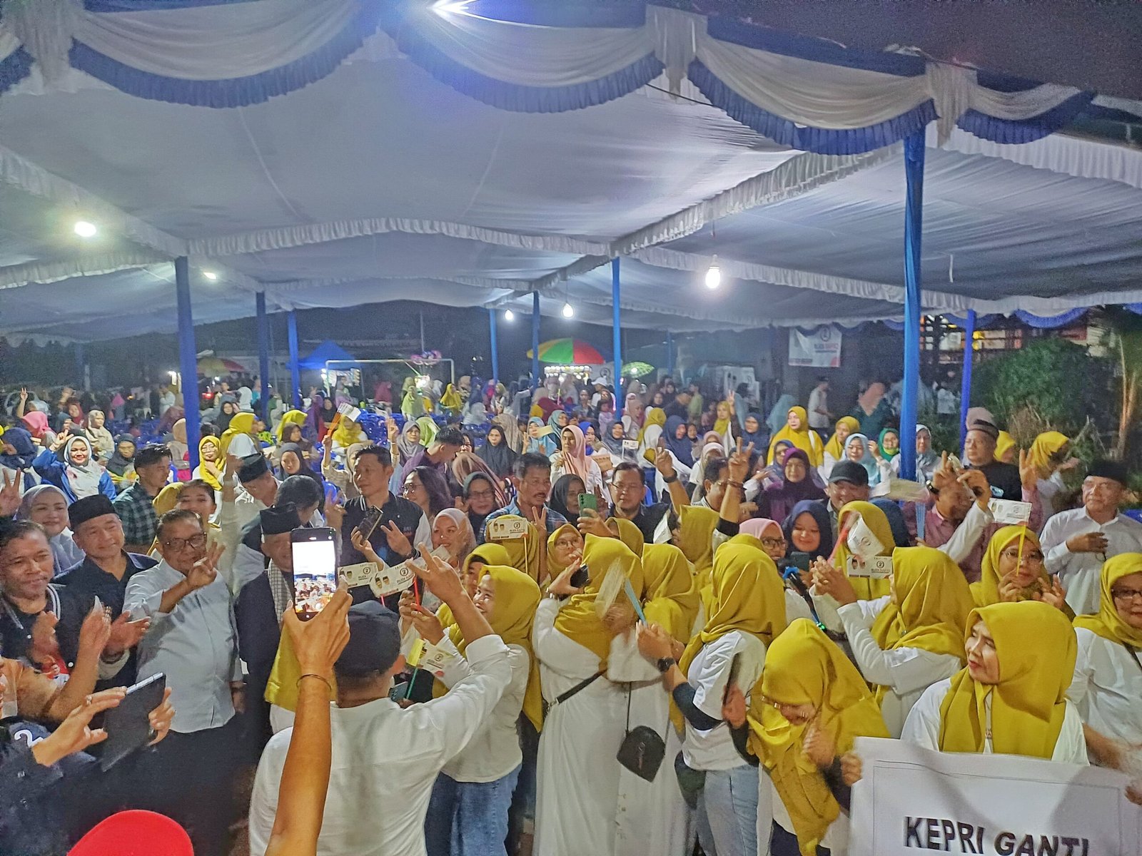 Rudi bocorin konsep meramu kepri agar pembangunan tak timpang, warga Taman Raya mendukung.
