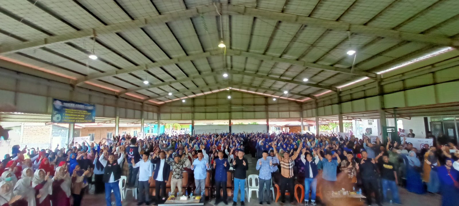 Majelis Taklim Se-Seibeduk berikrar memenangkan Rudi Rafiq jadi Gubernur Kepri 2025-2030.