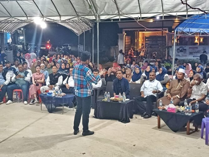 Rudi Rafiq Tanjungbuntung Kamis 31 10 24 Rudi Rafiq hadir dan kompak bersilaturahmi masyarakat Tanjungbuntung Batam, Kamis (31/10/2024).