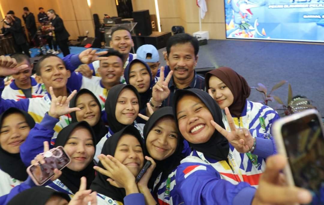 gen z 3 Sabtu 9 11 24 Calon Gubernur Kepri 2024, H. Muhammad Rudi akan memperbanyak ruang bagi Gen Z untuk berkembang.